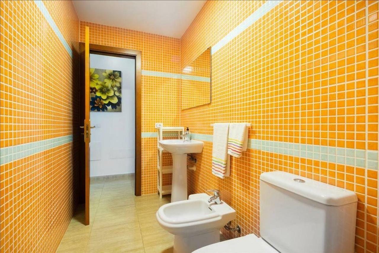 Canary House Gold Vecindario  Luaran gambar