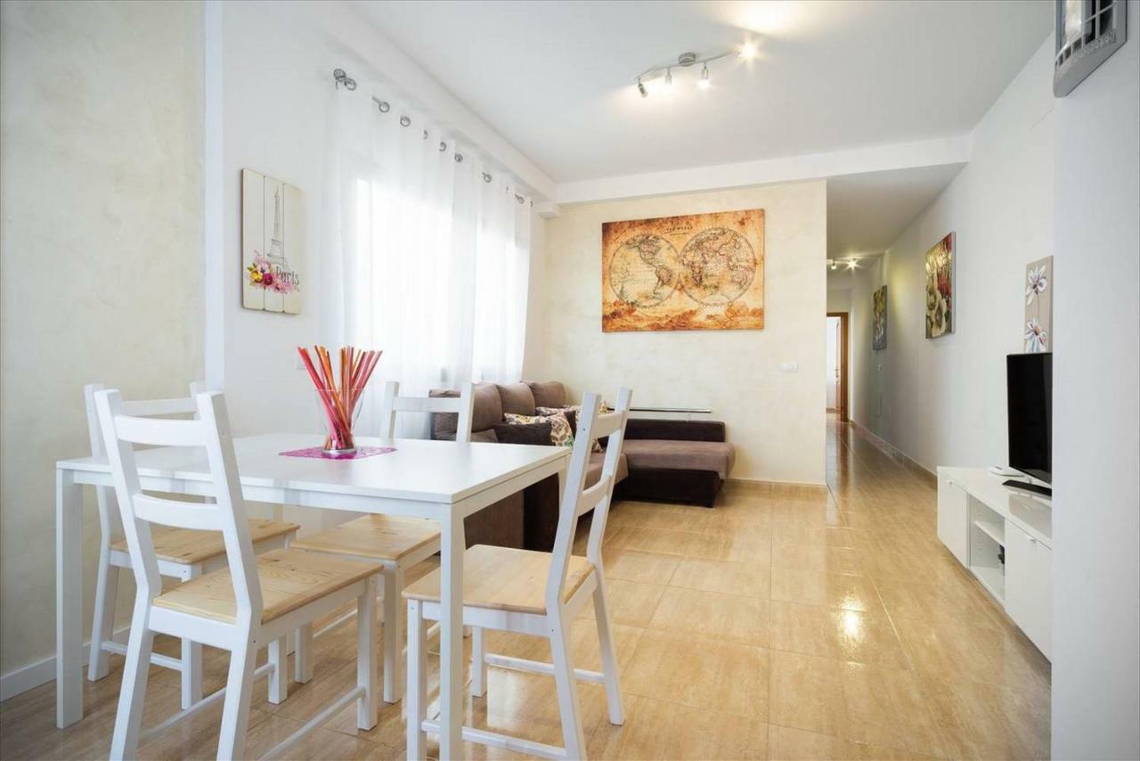 Canary House Gold Vecindario  Luaran gambar
