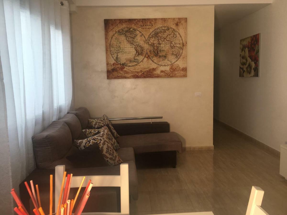 Canary House Gold Vecindario  Luaran gambar
